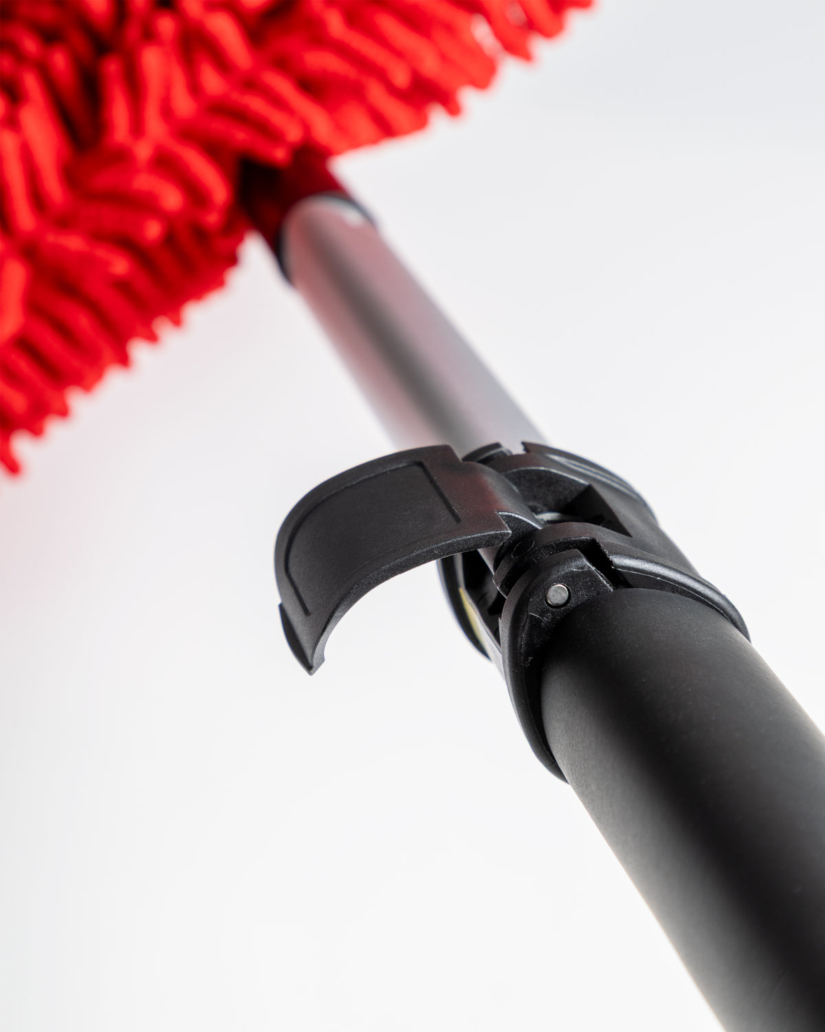 Adam's Expandable 360 Wash Mitt Pole