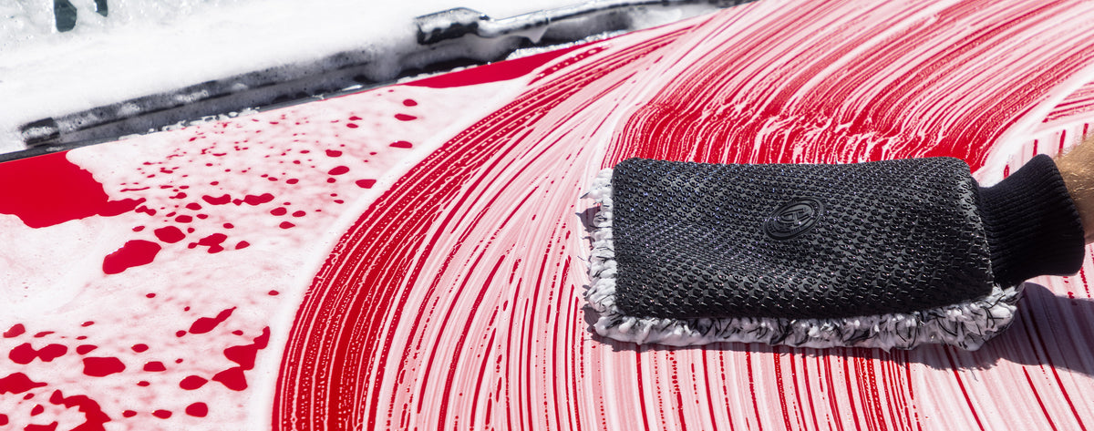 The Ultimate 2-In-1 Clay Wash Mitt